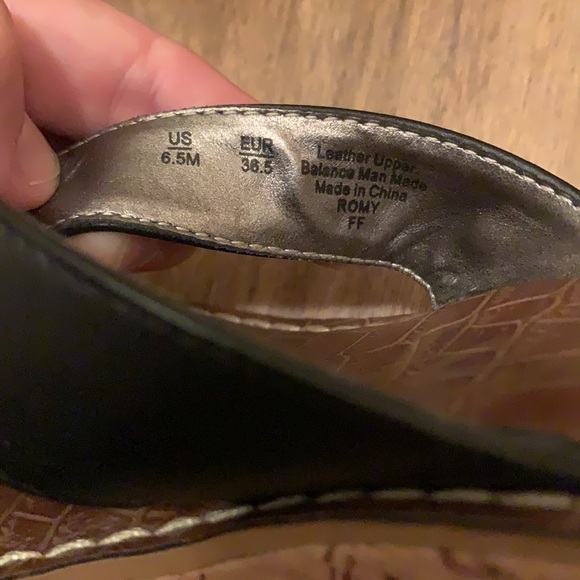 Sam Edelman Wedge Sandal Bundle - Picture 16 of 16